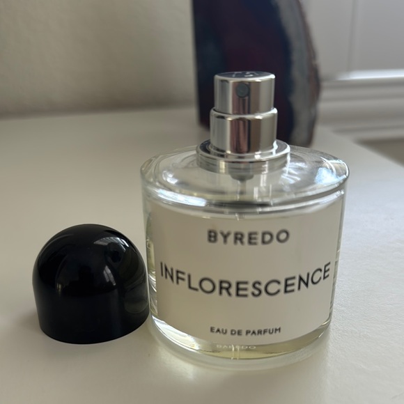 Byredo Inflorescence Perfume with Black Cap - Picture 3 of 4